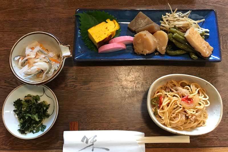 定食の前菜のクオリティがすごい